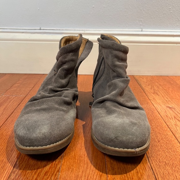 Comfortiva Ankle Boots  Size 7 Grey Charcoal Leather - Picture 5 of 6